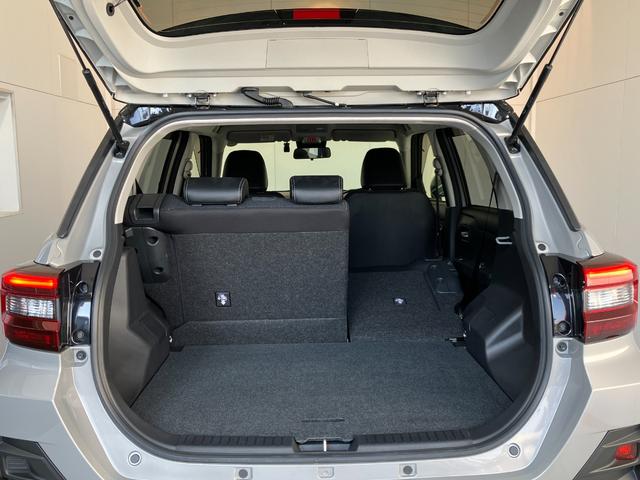 ロッキープレミアムＧ　ＨＥＶ　ナビ／ＥＴＣ／ドラレコ／アルミワンオーナー　純正ナビ　純正ＥＴＣ　純正ドライブレコーダー　パノラマモニター　アダプティブクルーズコントロール　Ｂｌｕｅｔｏｏｔｈ接続　運転席・助手席シートヒーター　電動パーキングブレーキ（香川県）の中古車