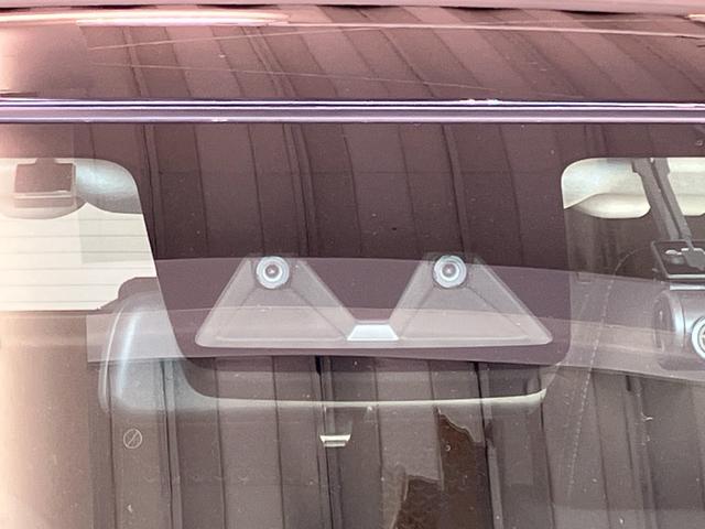 ロッキープレミアムＧ　ＨＥＶ　ナビ／ＥＴＣ／ドラレコ／アルミワンオーナー　純正ナビ　純正ＥＴＣ　純正ドライブレコーダー　パノラマモニター　アダプティブクルーズコントロール　Ｂｌｕｅｔｏｏｔｈ接続　運転席・助手席シートヒーター　電動パーキングブレーキ（香川県）の中古車