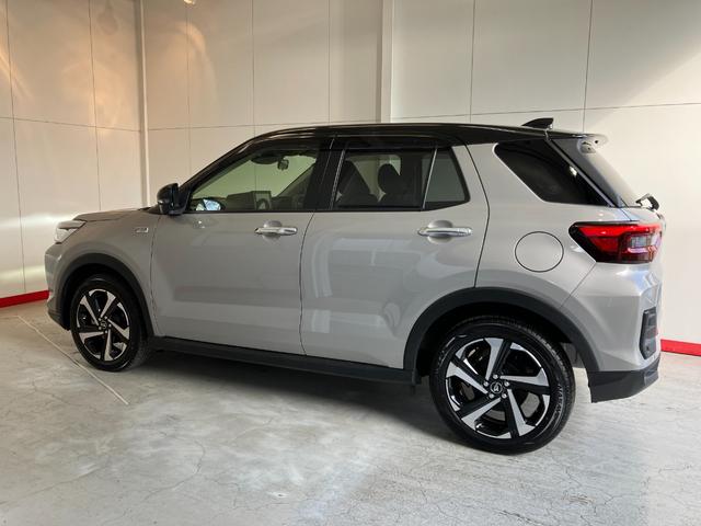 ロッキープレミアムＧ　ＨＥＶ　ナビ／ＥＴＣ／ドラレコ／アルミワンオーナー　純正ナビ　純正ＥＴＣ　純正ドライブレコーダー　パノラマモニター　アダプティブクルーズコントロール　Ｂｌｕｅｔｏｏｔｈ接続　運転席・助手席シートヒーター　電動パーキングブレーキ（香川県）の中古車