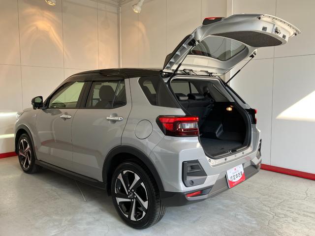 ロッキープレミアムＧ　ＨＥＶ　ナビ／ＥＴＣ／ドラレコ／アルミワンオーナー　純正ナビ　純正ＥＴＣ　純正ドライブレコーダー　パノラマモニター　アダプティブクルーズコントロール　Ｂｌｕｅｔｏｏｔｈ接続　運転席・助手席シートヒーター　電動パーキングブレーキ（香川県）の中古車