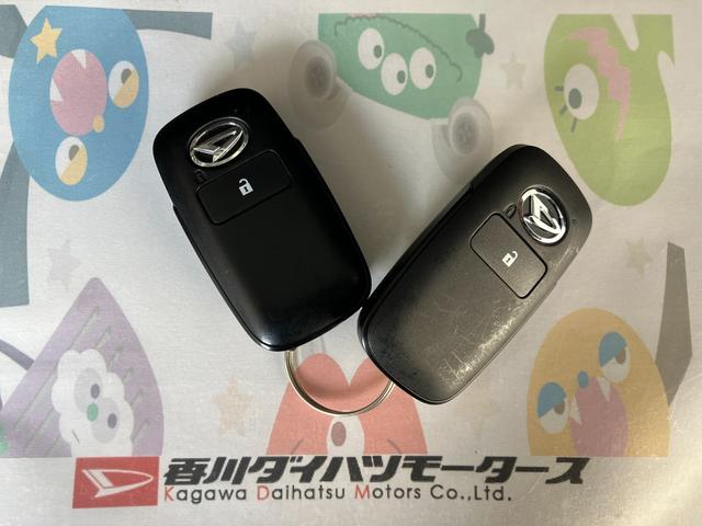 ロッキープレミアムＧ　ＨＥＶ　ナビ／ＥＴＣ／ドラレコ／アルミワンオーナー　純正ナビ　純正ＥＴＣ　純正ドライブレコーダー　パノラマモニター　アダプティブクルーズコントロール　Ｂｌｕｅｔｏｏｔｈ接続　運転席・助手席シートヒーター　電動パーキングブレーキ（香川県）の中古車