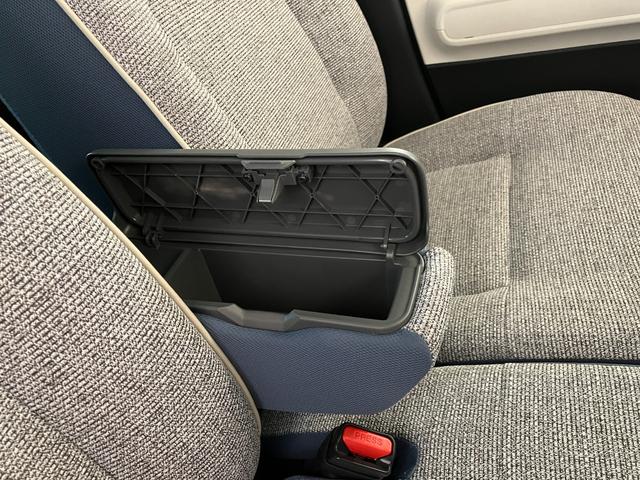 ムーヴキャンバスストライプスＧターボ　ナビ／ＥＴＣ／ドラレコターボ　純正ナビ　純正ＥＴＣ　純正ドライブレコーダー　パノラマモニター　アダプティブクルーズコントロール　ホッとカップホルダー　両側パワースライドドア　運転席・助手席シートヒーター　スマートキー（香川県）の中古車