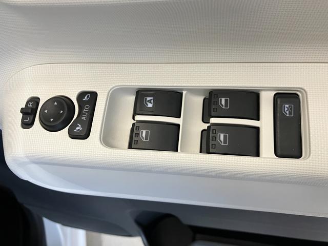 ムーヴキャンバスストライプスＧターボ　ナビ／ＥＴＣ／ドラレコターボ　純正ナビ　純正ＥＴＣ　純正ドライブレコーダー　パノラマモニター　アダプティブクルーズコントロール　ホッとカップホルダー　両側パワースライドドア　運転席・助手席シートヒーター　スマートキー（香川県）の中古車