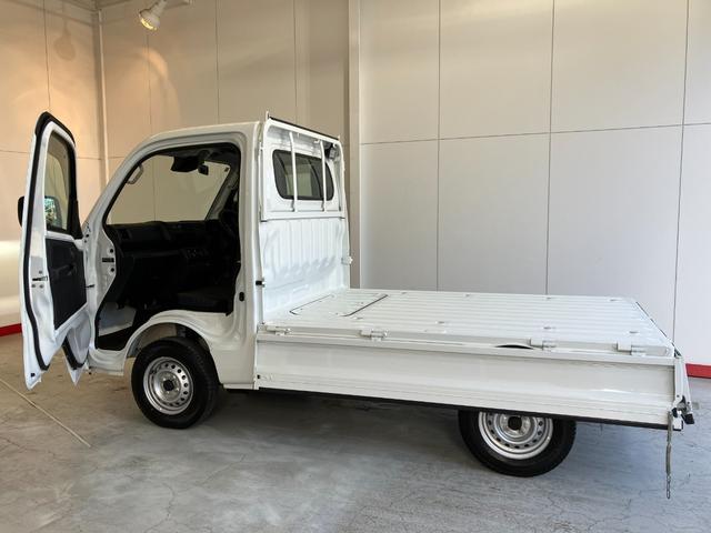 ハイゼットトラックスタンダード農用スペシャル　４ＷＤ／ＭＴ／作業灯ワンオーナー　４ＷＤ　ＭＴ　ＡＭ／ＦＭラジオ　作業灯　電動格納ミラー　ＬＥＤヘッドランプ　オートライト　オートマチックハイビーム　スマートキー　取扱説明書　メンテナンスノート（香川県）の中古車