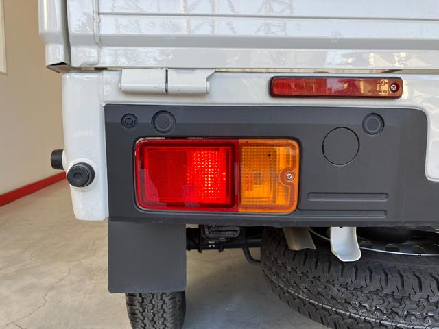 ハイゼットトラックスタンダード農用スペシャル　４ＷＤ／ＭＴ／作業灯ワンオーナー　４ＷＤ　ＭＴ　ＡＭ／ＦＭラジオ　作業灯　電動格納ミラー　ＬＥＤヘッドランプ　オートライト　オートマチックハイビーム　スマートキー　取扱説明書　メンテナンスノート（香川県）の中古車