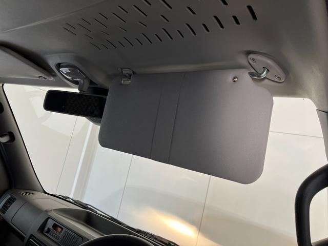 ハイゼットカーゴDX AM/FMラジオ/キーレスエントリーワンオーナー AM/FMラジオ スマアシ 両側スライドドア キーレスエントリー ハロゲンヘッドライト オートライト オートマチックハイビーム 取扱説明書 メンテナンスノート(香川県)の中古車