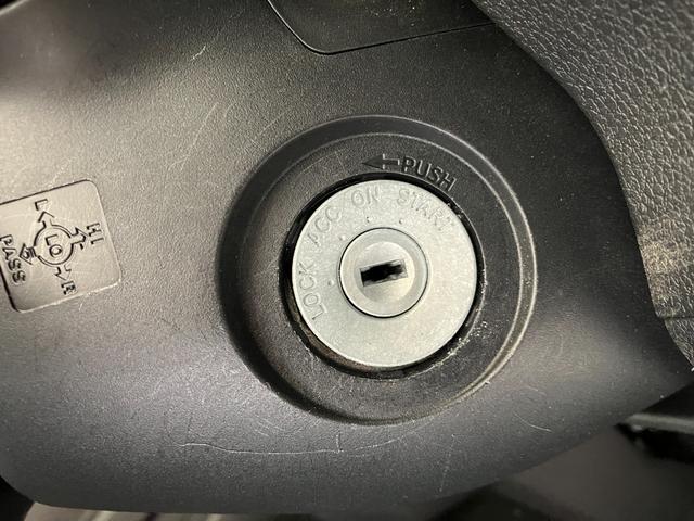 ハイゼットカーゴDX AM/FMラジオ/キーレスエントリーワンオーナー AM/FMラジオ スマアシ 両側スライドドア キーレスエントリー ハロゲンヘッドライト オートライト オートマチックハイビーム 取扱説明書 メンテナンスノート(香川県)の中古車