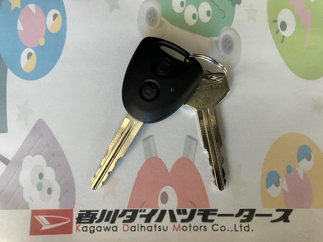 ミライースＬ　ＳＡIII　オーディオレス／ハロゲンヘッドライトワンオーナー　オーディオレス　キーレスエントリー　ハロゲンヘッドライト　オートライト　オートマチックハイビーム　スマアシＩＩＩ　シガーソケット　取扱説明書　メンテナンスノート（香川県）の中古車