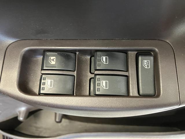 パッソ1.0X Lパッケージ・キリリ ETC/CDワンオーナー ラジオW/CD 純正ETC 電動格納ミラー アイドリングストップ スペアタイヤ付き スマートキー 取扱説明書 メンテナンスノート(香川県)の中古車