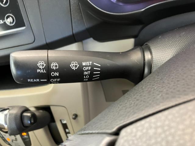 ムーヴX SA ETC/CD/アルミワンオーナー 純正ETC CD 電動格納ミラー スマアシI 純正14インチアルミホイール スマートキー ハロゲンヘッドライト オートライト アイドリングストップ 取扱説明書 メンテナンスノート(香川県)の中古車