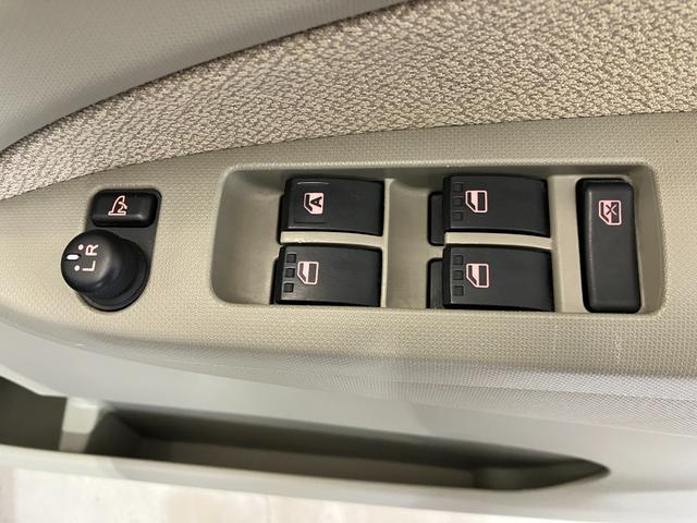 ムーヴＸリミテッド　ナビ／ＥＴＣ／アルミ純正ナビ　バックモニター　ハロゲンヘッドライト　純正１４インチアルミホイール　スマートキー　電動格納ミラー　取扱説明書　メンテナンスノート（香川県）の中古車