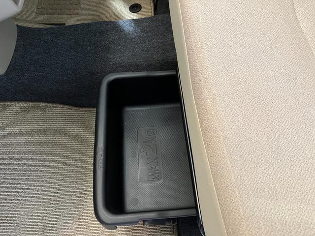 ムーヴＸリミテッド　ナビ／ＥＴＣ／アルミ純正ナビ　バックモニター　ハロゲンヘッドライト　純正１４インチアルミホイール　スマートキー　電動格納ミラー　取扱説明書　メンテナンスノート（香川県）の中古車