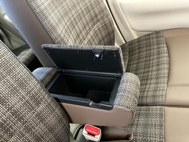 アルトラパンＬＣＬ　社外ＣＤレシーバー／社外ＥＴＣ社外ＣＤレシーバー　社外ＥＴＣ　ＳＡ付き　運転席シートヒーター　ＬＥＤヘッドランプ　電動格納ミラー　電動格納ミラー　スマートキー　取扱説明書　メンテナンスノート（香川県）の中古車