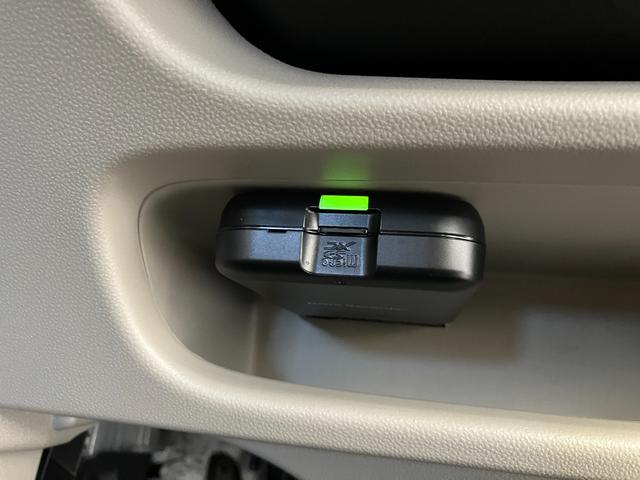 ムーヴフロントシートリフトＸリミテッドIIＳＡIII　ナビワンオーナー　福祉車両　ウェルカムシート　純正ナビ　純正ドライブレコーダー　バックモニター　Ｂｌｕｅｔｏｏｔｈ接続　スマアシＩＩＩ　電動格納ミラー　スマートキー　純正１４インチアルミホイール（香川県）の中古車