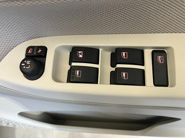 ムーヴフロントシートリフトＸリミテッドIIＳＡIII　ナビワンオーナー　福祉車両　ウェルカムシート　純正ナビ　純正ドライブレコーダー　バックモニター　Ｂｌｕｅｔｏｏｔｈ接続　スマアシＩＩＩ　電動格納ミラー　スマートキー　純正１４インチアルミホイール（香川県）の中古車