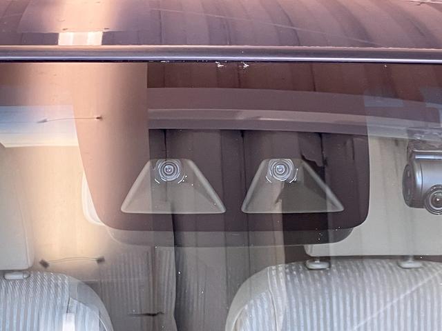 ムーヴフロントシートリフトＸリミテッドIIＳＡIII　ナビワンオーナー　福祉車両　ウェルカムシート　純正ナビ　純正ドライブレコーダー　バックモニター　Ｂｌｕｅｔｏｏｔｈ接続　スマアシＩＩＩ　電動格納ミラー　スマートキー　純正１４インチアルミホイール（香川県）の中古車