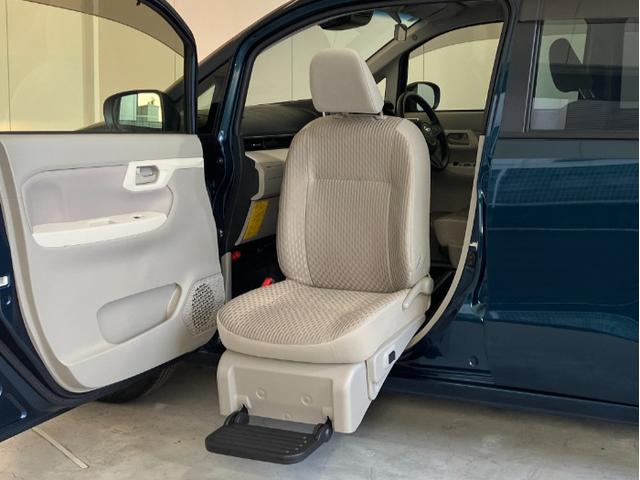 ムーヴフロントシートリフトＸリミテッドIIＳＡIII　ナビワンオーナー　福祉車両　ウェルカムシート　純正ナビ　純正ドライブレコーダー　バックモニター　Ｂｌｕｅｔｏｏｔｈ接続　スマアシＩＩＩ　電動格納ミラー　スマートキー　純正１４インチアルミホイール（香川県）の中古車