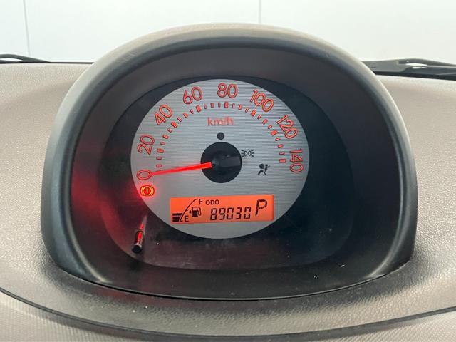 エッセＤ　ＣＤ／キーレスエントリーＣＤ　キーレスエントリー　ハロゲンヘッドライト　スペアタイヤ付き　ゴムマット　取扱説明書（香川県）の中古車