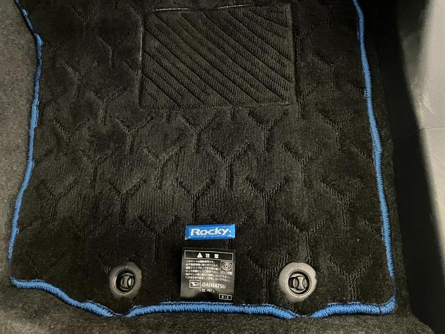 ロッキープレミアムＧ　ＨＥＶ　ナビ／ドラレコ／アルミワンオーナー　純正ナビ　純正ドライブレコーダー　パノラマモニター　アダプティブクルーズコントロール　Ｂｌｕｅｔｏｏｔｈ接続　電動パーキングブレーキ　ＬＥＤヘッドランプ　運転席・助手席シートヒーター（香川県）の中古車