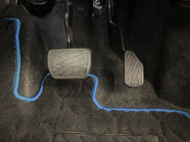 ロッキープレミアムＧ　ＨＥＶ　ナビ／ドラレコ／アルミワンオーナー　純正ナビ　純正ドライブレコーダー　パノラマモニター　アダプティブクルーズコントロール　Ｂｌｕｅｔｏｏｔｈ接続　電動パーキングブレーキ　ＬＥＤヘッドランプ　運転席・助手席シートヒーター（香川県）の中古車