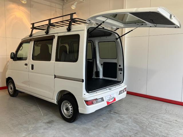 ハイゼットカーゴデラックスSAIII ナビ/ETC/ドラレコワンオーナー 純正ナビ 純正ETC 純正ドライブレコーダー スマアシIII Bluetooth接続 LEDヘッドランプ 両側スライドドア キーレスエントリー ルーフキャリア 取扱説明書(香川県)の中古車