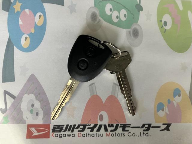 ミライースＬ　ＳＡIII　オーディオレス／キーレスエントリーワンオーナー　オーディオレス　スマアシＩＩＩ　キーレスエントリー　ハロゲンヘッドライト　オートライト　オートマチックハイビーム　カーペットマット　ロングバイザー　取扱説明書　メンテナンスノート（香川県）の中古車