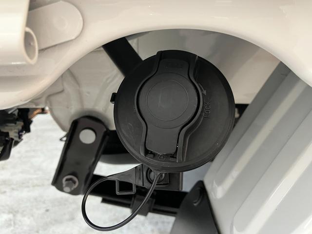 ハイゼットトラックスタンダード　ＡＭ／ＦＭラジオ／スマアシワンオーナー　ＡＭ／ＦＭラジオ　ハロゲンヘッドライト　オートライト　オートマチックハイビーム　スマアシ　取扱説明書　メンテナンスノート（香川県）の中古車