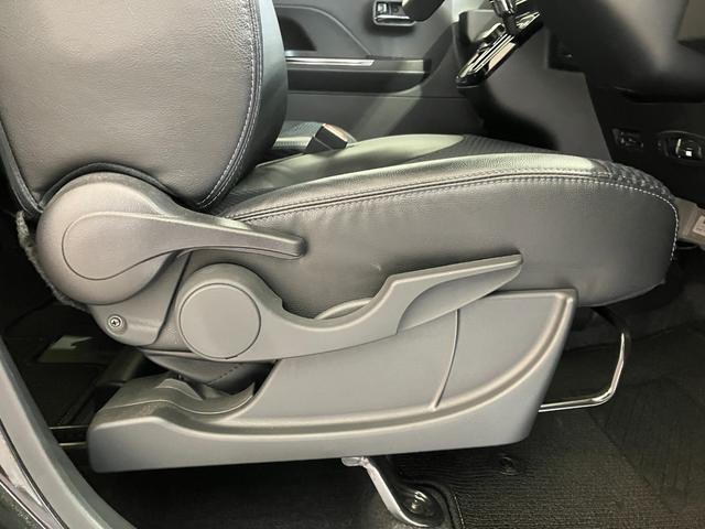 タントカスタムＲＳ　ターボ／ナビ／ＥＴＣ／ドラレコ／アルミターボ　純正ナビ　純正ＥＴＣ　純正ドライブレコーダー　パノラマモニター　両側パワースライドドア　運転席・助手席シートヒーター　Ｂｌｕｅｔｏｏｔｈ接続　純正１５インチアルミホイール　スマートキー（香川県）の中古車