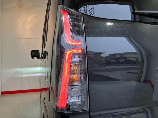 タントカスタムＲＳ　ターボ／ナビ／ＥＴＣ／ドラレコ／アルミターボ　純正ナビ　純正ＥＴＣ　純正ドライブレコーダー　パノラマモニター　両側パワースライドドア　運転席・助手席シートヒーター　Ｂｌｕｅｔｏｏｔｈ接続　純正１５インチアルミホイール　スマートキー（香川県）の中古車