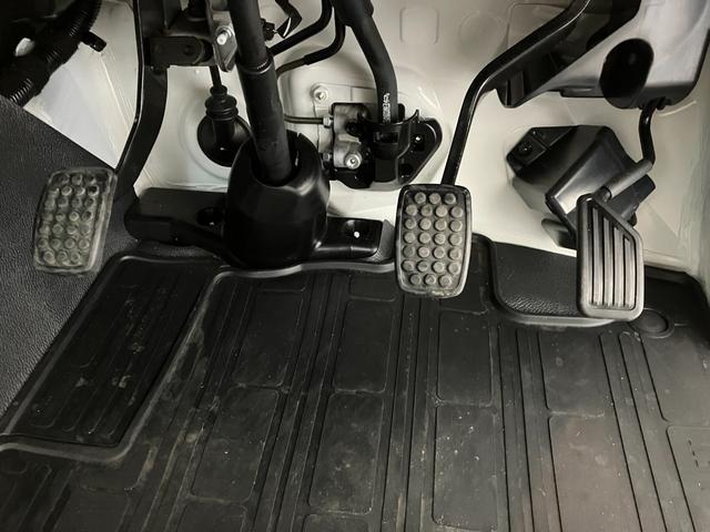 ハイゼットトラックスタンダード　ＭＴ／ＡＭ／ＦＭラジオワンオーナー　ＭＴ　ＡＭ／ＦＭラジオ　ハロゲンヘッドライト　オートライト　オートマチックハイビーム　取扱説明書　メンテナンスノート（香川県）の中古車