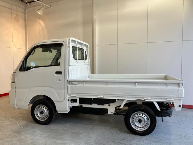 ハイゼットトラックスタンダード　ＭＴ／ＡＭ／ＦＭラジオワンオーナー　ＭＴ　ＡＭ／ＦＭラジオ　ハロゲンヘッドライト　オートライト　オートマチックハイビーム　取扱説明書　メンテナンスノート（香川県）の中古車