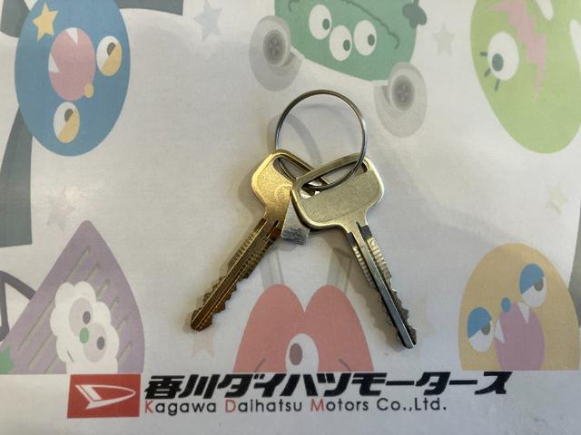 ハイゼットトラックスタンダード　ＭＴ／ＡＭ／ＦＭラジオワンオーナー　ＭＴ　ＡＭ／ＦＭラジオ　ハロゲンヘッドライト　オートライト　オートマチックハイビーム　取扱説明書　メンテナンスノート（香川県）の中古車