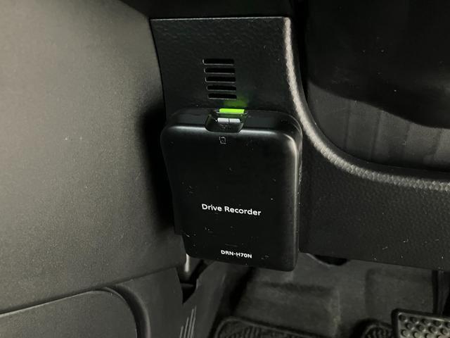 トールカスタムＧ　ナビ／ＥＴＣ／ドラレコ／アルミワンオーナー　純正ナビ　純正ＥＴＣ　純正ドライブレコーダー　バックモニター　アダプティブクルーズコントロール　Ｂｌｕｅｔｏｏｔｈ接続　電動パーキングブレーキ　純正１４インチアルミホイール　スマートキー（香川県）の中古車