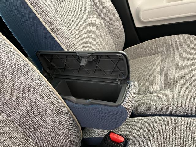 ムーヴキャンバスストライプスＧ　オーディオレス／フロントシートヒーターワンオーナー　オーディオレス　バックモニター対応カメラ　両側パワースライドドア　運転席・助手席シートヒーター　ホッとカップホルダー　ＬＥＤヘッドランプ　電動格納ミラー　スマートキー（香川県）の中古車