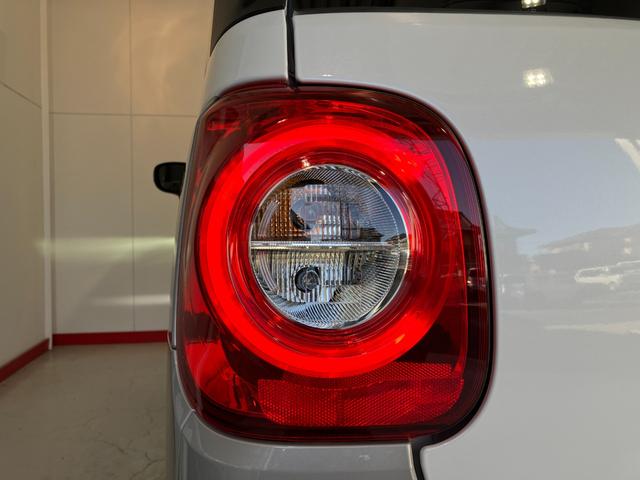 ムーヴキャンバスストライプスＧ　オーディオレス／フロントシートヒーターワンオーナー　オーディオレス　バックモニター対応カメラ　両側パワースライドドア　運転席・助手席シートヒーター　ホッとカップホルダー　ＬＥＤヘッドランプ　電動格納ミラー　スマートキー（香川県）の中古車