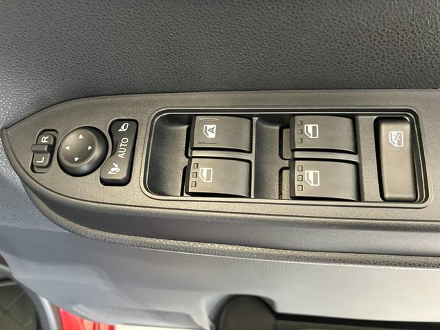 タントＸ　オーディオレス／左側パワースライドドアワンオーナー　オーディオレス　バックモニター対応カメラ　左側パワースライドドア　電動パーキングブレーキ　オートブレーキホールド　運転席・助手席シートヒーター　ＬＥＤヘッドランプ　スマートキー（香川県）の中古車