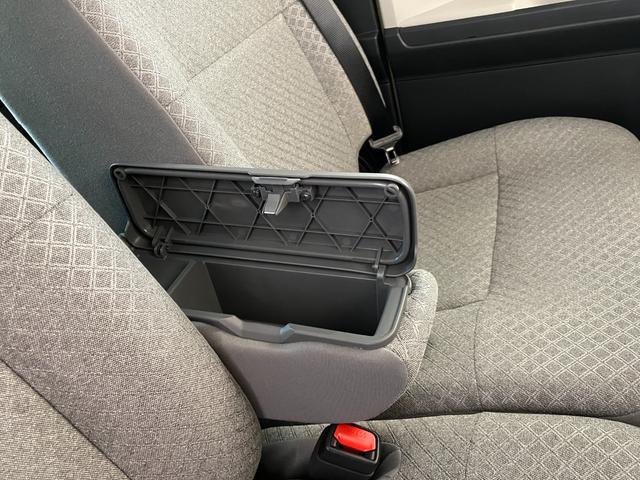 タントＸ　ｅｃｏＩＤＬＥ非装着車　オーディオレスワンオーナー　オーディオレス　バックモニター対応カメラ　左側パワースライドドア　運転席・助手席シートヒーター　ＬＥＤヘッドランプ　電動パーキングブレーキ　オートブレーキホールド　スマートキー（香川県）の中古車