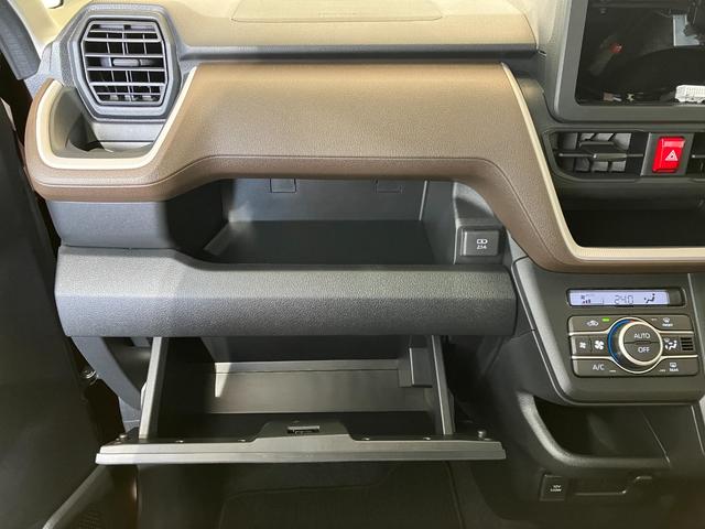 ムーヴＸ　アップグレードパック　オーディオレスワンオーナー　オーディオレス　バックモニター対応カメラ　左側パワースライドドア　ＬＥＤヘッドランプ　オートライト　オートマチックハイビーム　電動格納ミラー　ＵＳＢ入力端子　スマートキー（香川県）の中古車