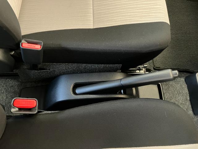 ミライースＬ　ＳＡIII　オーディオレス／キーレスエントリーワンオーナー　オーディオレス　キーレスエントリー　スマアシＩＩＩ　ハロゲンヘッドライト　オートライト　オートマチックハイビーム　カーペットマット　ロングバイザー　シガーソケット　取扱説明書（香川県）の中古車