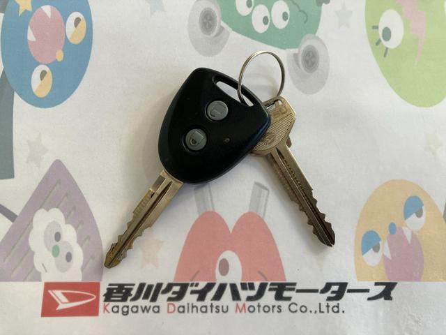 ハイゼットトラックEXT 4WD/MT/社外ナビ/作業灯ワンオーナー 4WD MT 社外ナビ Bluetooth接続 作業灯 キーレスエントリー LEDヘッドランプ 取扱説明書 メンテナンスノート(香川県)の中古車