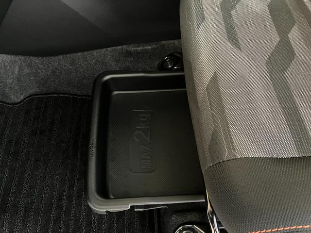 タフトＧ　オーディオレス／アルミ／ＵＳＢ入力端子ワンオーナー　オーディオレス　バックモニター対応カメラ　アダプティブクルーズコントロール　電動パーキングブレーキ　ＵＳＢ入力端子　運転席・助手席シートヒーター　純正１５インチアルミホイール（香川県）の中古車