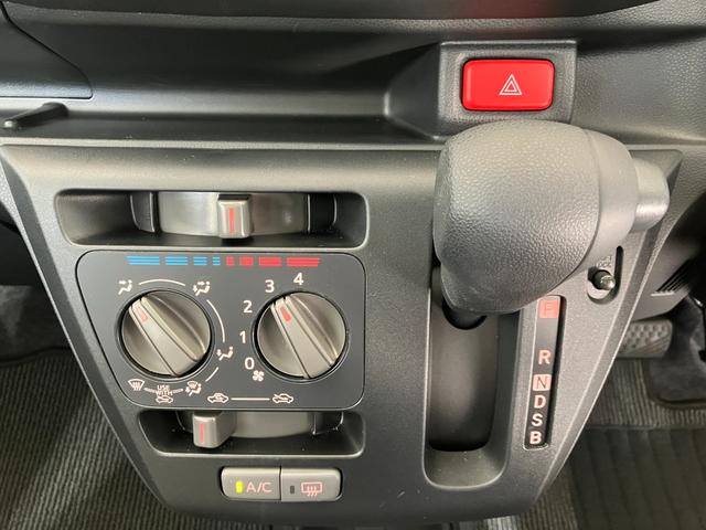 ミライースＬ　ＳＡIII　オーディオレス／キーレスエントリーワンオーナー　オーディオレス　キーレスエントリー　ハロゲンヘッドライト　オートライト　オートマチックハイビーム　スマアシＩＩＩ　カーペットマット　バイザー　取扱説明書　メンテナンスノート（香川県）の中古車