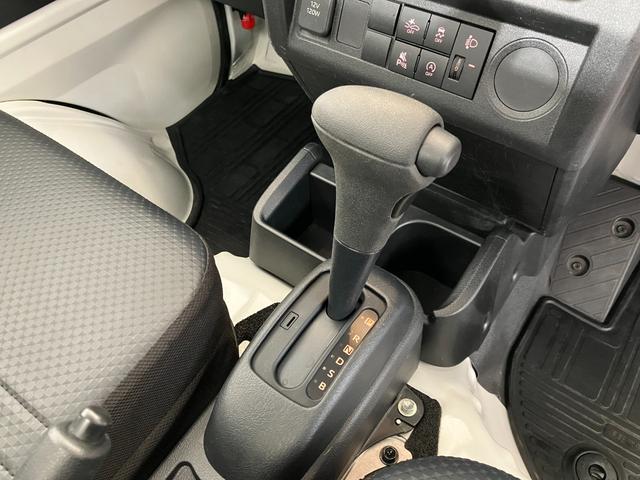 ハイゼットトラックスタンダード　ＡＭ／ＦＭラジオ／スマアシワンオーナー　ＡＭ／ＦＭラジオ　ハロゲンヘッドライト　オートライト　オートマチックハイビーム　ゴムマット　スマアシ　取扱説明書　メンテナンスノート（香川県）の中古車