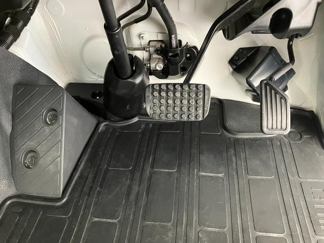 ハイゼットトラックスタンダード　ＡＭ／ＦＭラジオ／スマアシワンオーナー　ＡＭ／ＦＭラジオ　ハロゲンヘッドライト　オートライト　オートマチックハイビーム　ゴムマット　スマアシ　取扱説明書　メンテナンスノート（香川県）の中古車