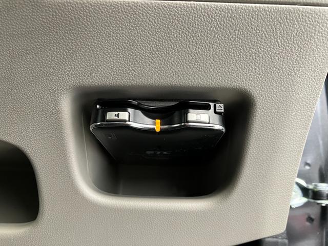 ムーヴＸリミテッドII　ＳＡIII　ナビ／ＥＴＣ／ドラレコワンオーナー　純正ナビ　純正ＥＴＣ　純正ドライブレコーダー　バックモニター　Ｂｌｕｅｔｏｏｔｈ接続　運転席シートヒーター　スマアシＩＩＩ　電動格納ミラー　純正１４インチアルミホイール　スマートキー（香川県）の中古車