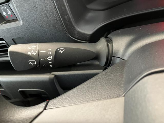 ハイゼットカーゴDX AM/FMラジオ/キーレスエントリーワンオーナー AM/FMラジオ ハロゲンヘッドライト キーレスエントリー スマアシ 両側スライドドア 取扱説明書 メンテナンスノート(香川県)の中古車