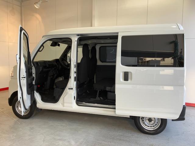 ハイゼットカーゴDX AM/FMラジオ/キーレスエントリーワンオーナー AM/FMラジオ ハロゲンヘッドライト キーレスエントリー スマアシ 両側スライドドア 取扱説明書 メンテナンスノート(香川県)の中古車