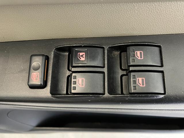 ミラXスペシャル CD/キーレスエントリーCD ハロゲンヘッドライト スペアタイヤ付き キーレスエントリー カーペットマット 取扱説明書 メンテナンスノート(香川県)の中古車