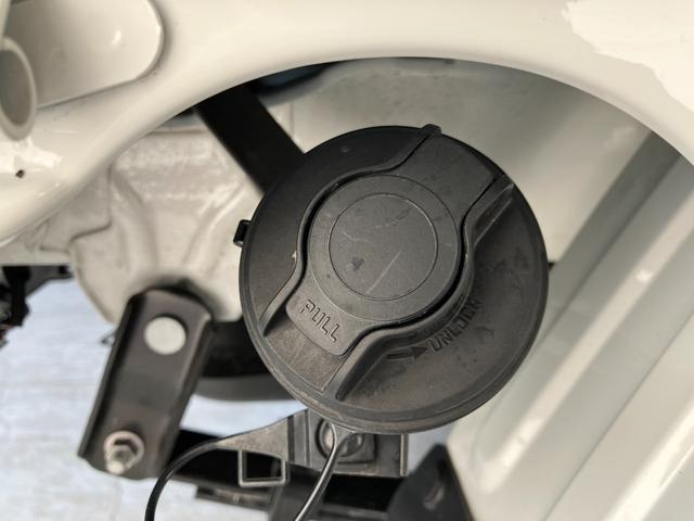 ハイゼットトラックスタンダード MT/AM/FMラジオワンオーナー MT AM/FMラジオ スマアシ ハロゲンヘッドライト オートライト オートマチックハイビーム ラバーマット バイザー 取扱説明書 メンテナンスノート(香川県)の中古車