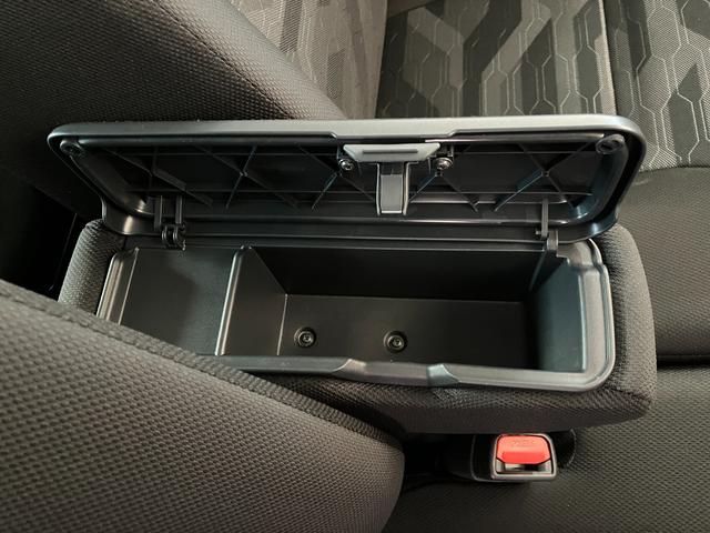 タントファンクロスターボ　オーディオレス／アルミワンオーナー　ターボ　オーディオレス　バックモニター対応カメラ　電動パーキングブレーキ　運転席・助手席シートヒーター　両側パワースライドドア　純正１５インチアルミホイール　ＵＳＢ入力端子（香川県）の中古車